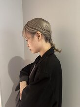 ワン(One) ハイトーンベージュ