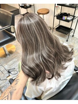 ブレンド 渋谷(BLend) ハイライトブルージュマチルダボブインナーグレージュ前髪