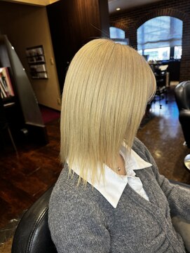 ネイトル(naitre) ホワイトベージュ