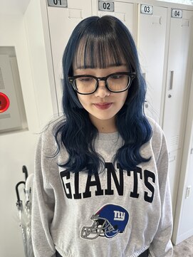 ホネン(honen) ポイントでブラックを入れたブルーカラー＊姫カット　薬院/天神