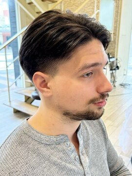 クラップス 横須賀中央店(CLAPS) センターパートスパイラルパーマツーブロック刈り上げメンズヘア