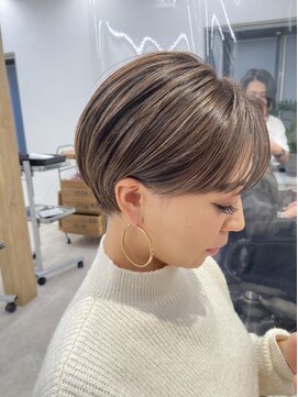 ロマリア 青山 南青山(Lomalia) ショート×白髪ぼかし/シルキーベージュ