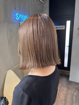 タッセルボブ　グレージュ