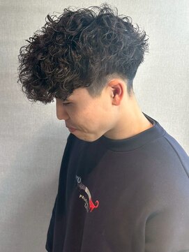 ノッポサン(Noppo3) メンズパーマ スパイラルパーマ ツーブロック 刈り上げ マッシュ