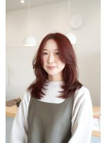 ユートゥイーズ つくば(U too e's)&nbsp;ミディアムレイヤー　チェリーレッド