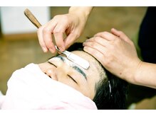 すがなみバーバーショップの雰囲気（身だしなみを整える贅沢時間）