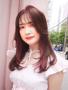 ビュートリアム 梅田(BEAUTRIUM) さりげない可愛さは、髪からはじまる レイヤー×ピンク