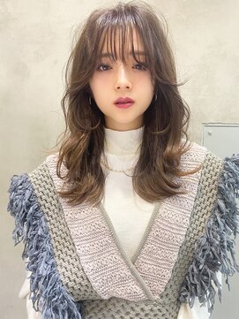 ロロ(ro-ro) 【恵比寿ro-ro】くびれミディ× イルミナカラー