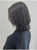 ダークベージュ