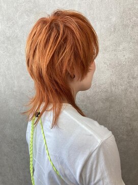 アーティス ヘア デザイン(Artis hair design) ウルフカット/オレンジ