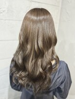 バルベストーキョーサウス(BARBES TOKYO SOUTH)&nbsp;赤みを抑えたオリーブグレージュ【和泉】