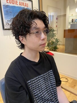 ルアウラフ(LUAU LOUGH) 【YASU】ツネタダイキ風グランジパーマ(波巻き)IG→@yasu_lough_