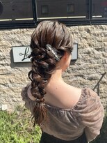 岡田≫ラプンツェル編みおろしヘアセット