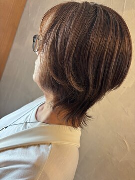 ポルム パプリカ(polum paprika) 外ハネショートウルフ×透明感アッシュベージュ30代40代50代