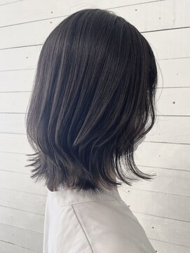 ルノン フィージュ(LUNON fieju) カーキグレージュ/レイヤーカット/髪質補修カラー