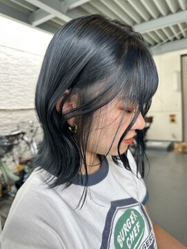 シダ(sida) 10代20代30代　「冬」外ハネブルージュカラー簡単スタイリング