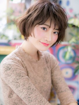 カバーヘアアンドスパ ブリス 浦和(COVER HAIR&SPA bliss) ミルクティーアッシュフェザーショートボブh3浦和20代30代40代