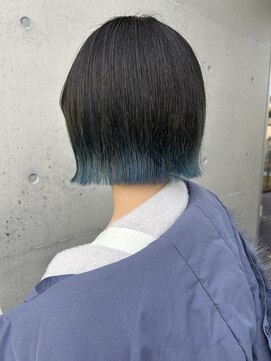 アチーブ ヘア デザイン(achieve hair design) グラデーションカラー外国人風艶髪ショートブルーカラー個性派