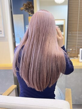 リノショアーズ 日本大通り店(RINOSHORES) "横浜日本大通り"『落ち着いた都会の色を纏う大人洗練スタイル