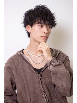 ルフュージュ バイ プロデュース 相模大野店(Refuge by Produce) メンズパーマ