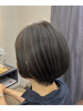 コモド(Comodo) ショートボブ