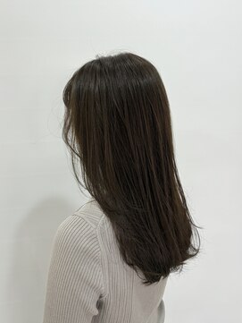 ウタシロイロ(uta shiroiro) オリーブベージュ