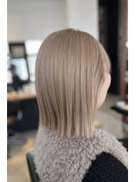 カットカットカットヴェンティ(Cut!Cut!Cut!VENTI) ミルクティーベージュカラー