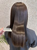 ベルフェミンミエル&nbsp;毛先までまとまる艶感ストレート