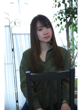 美容室 セブンハーツ 毛先Cカール縮毛矯正＋oilyトリートメントでうるつやヘアー