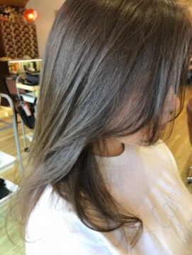 ヘアーフェロー HAIR fellow セミロングレイヤー
