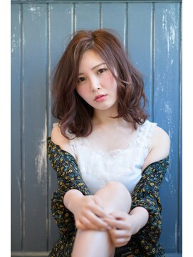 ヘアーデザイン アストレイ(hair design astray) ふわ　ゆる　美女ミディ