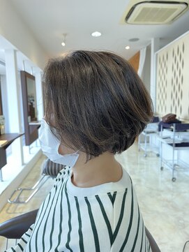 シャンティーク(shanteek) 透明感抜群グレーカラー