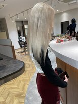 ロンド レア 天神大名店(Lond Le’a)&nbsp;ミルクティーベージュ/ダブルカラー/ブリーチ/くびれヘア