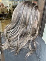 ヘア メイク ココ(hair make coco)&nbsp;重ねハイライト★ホワイトカラー