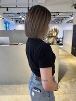 メリー オオサカ(Merly Osaka)&nbsp;ナチュラルボブに合うバレイヤージュ_natural greige_