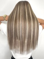 アルマバイロサ(ALMA by ROSA) シールエクステで作るベージュハイライト/担当rui