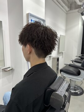 ロンド ローガン 名駅(Lond LOGAN) ツイストスパイラルパーマ　メンズカット　名古屋　眉毛