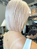 ロア インターナショナル 新宿店(LoA International)&nbsp;ホワイトブリーチ