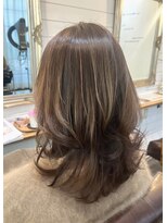 グリー(Gree)&nbsp;Gree【大人ミディアムレイヤーウルフチック】