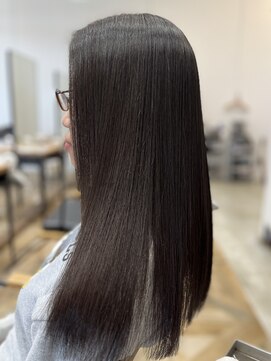 グランデュール サンストリート浜北店(GRANDEUR) 髪質改善ウルトワ ストレート