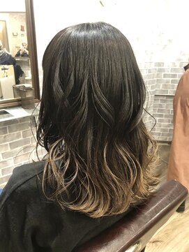 サロンドクロエ(Salon de Chloe) 毛先カラー・・裾カラー・・アレンジカラー・・グラデーション