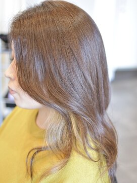 スイ(Sui) レイヤー/韓国風/イヤリングカラー/ベージュ