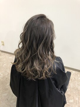 ルッソ チアロ(Lusso chiaro) グラデーションカラー/グレージュ/ダブルカラー