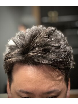 銀座 シノ 本店(shino) メンズビジネス　フェザーパーマ　刈り上げ　シチサン　バーバー