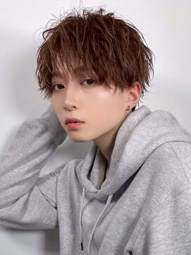 ナチュラル 渋谷(NATURAL) フェザーパーマ/スパイキーショート/サーフカール[メンズ/渋谷]