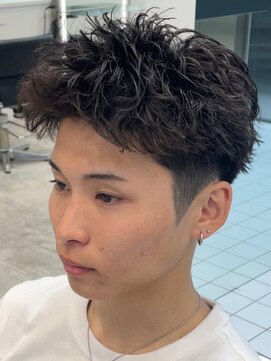 フィフスパーク(fifth PARK) ラフな質感の無造作パーマ×スパイキーショートスタイル