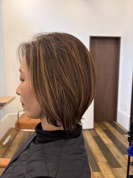 大人くびれショート（ハイライト×レイヤー)