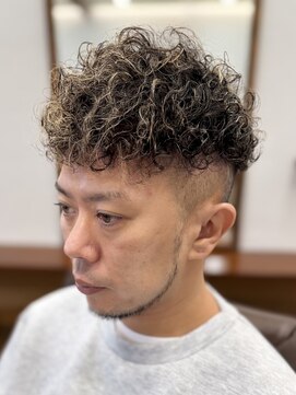 ニュートラル(Neutral) スペインカール