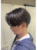 自然に流れる毛流れセンターパート