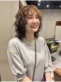 ミディアムウルフパーマくるくるスパイラルパーマ/中西
